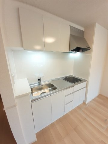 音吉　７ｔｈのキッチン|2口コンロ付のシステムキッチンです♪