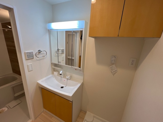 コロンⅡの洗面所|広い洗面スペースです★