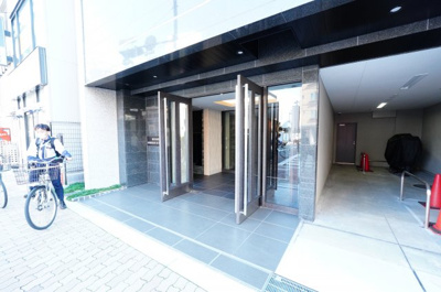 【エントランス】 | レシオス大阪城北詰