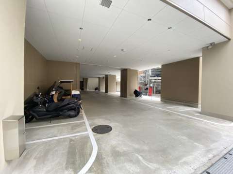 グランドメゾン上町台レジデンスタワーの駐輪場