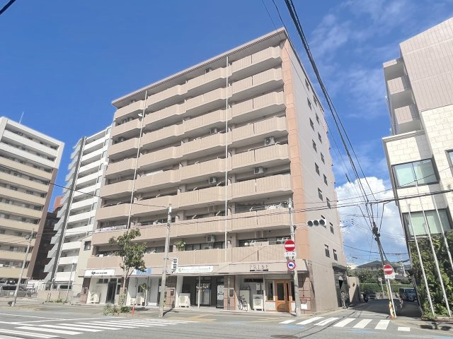 ソリーナマンション野間の外観
