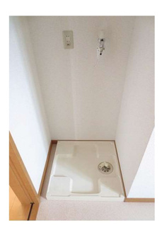 【設備】 | ティファニーＳＴ | 洗濯機置き場です