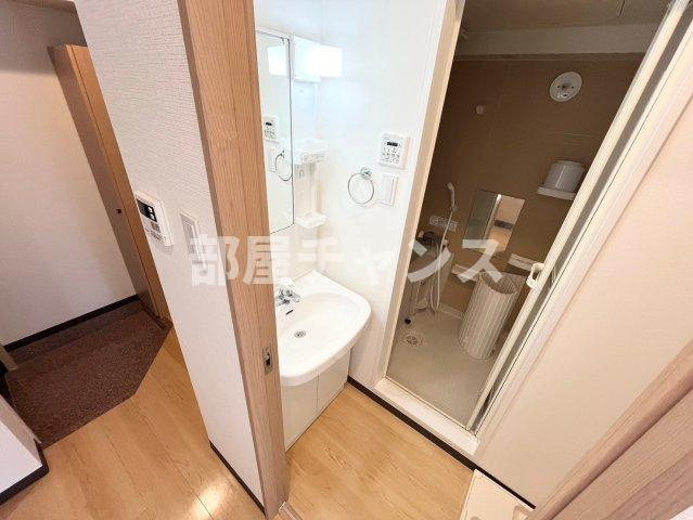 サン・錦本町ビルの独立洗面台