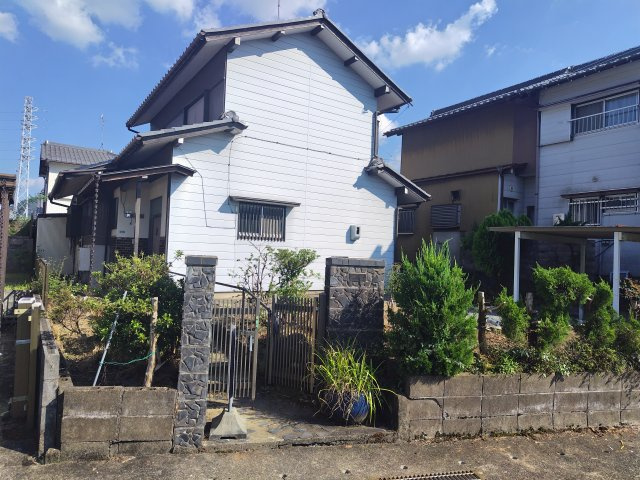 ６３７８８　岐阜市若福町中古戸建ての外観