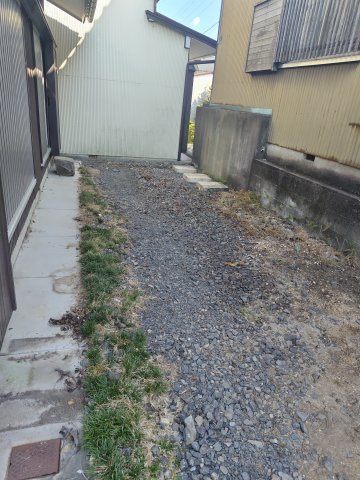 ６３７８８　岐阜市若福町中古戸建ての庭
