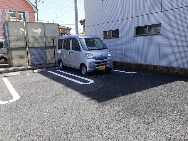 ポスト・プリート　Ⅱの駐車場