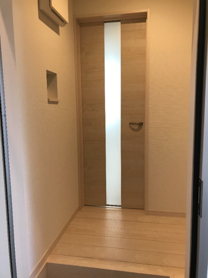 【玄関】グランティック卸町