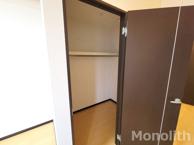 モンサント旭町の収納