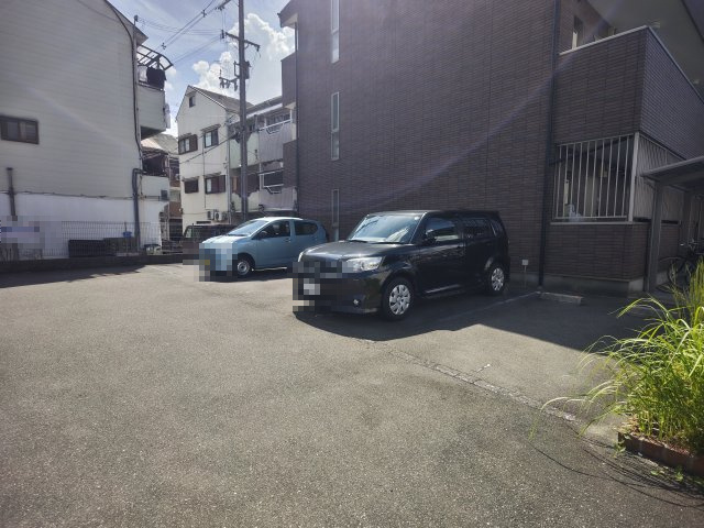 アンプルール　フェールGland・Mobの駐車場
