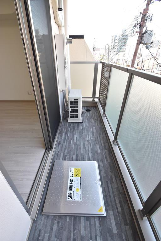大阪市都島区都島本通４丁目の賃貸マンションのバルコニー