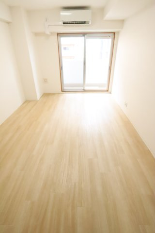 大阪市城東区中央２丁目の賃貸マンションの居間・リビング