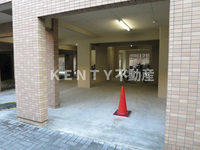 【エントランス】 | スカイコート品川御殿山ＷＥＳＴ | 落ち着いたエントランスです