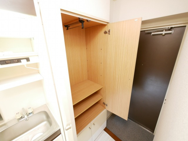 シティハイツピコの収納