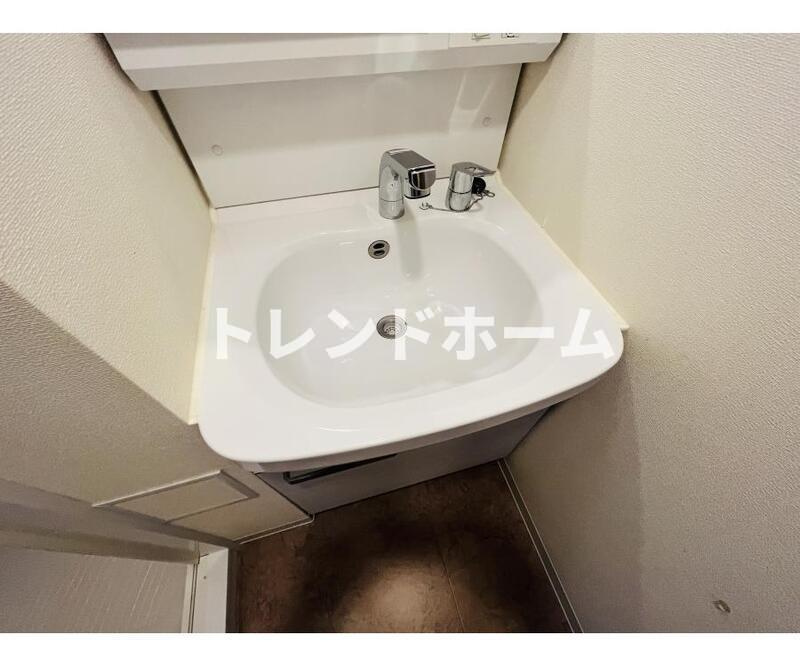 エステムコート四天王寺夕陽丘Ⅱの独立洗面台|選べる家電プランあり！！