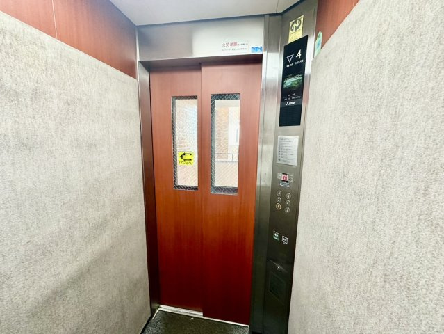 ネオハイツ富沢のその他共用部分|エレベーター