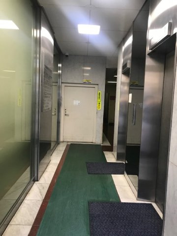 青山鈴木硝子ビル