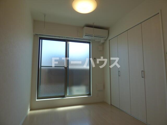 アルベロ新検見川の寝室