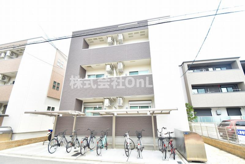 フジパレス河内花園Ⅲ番館の外観
