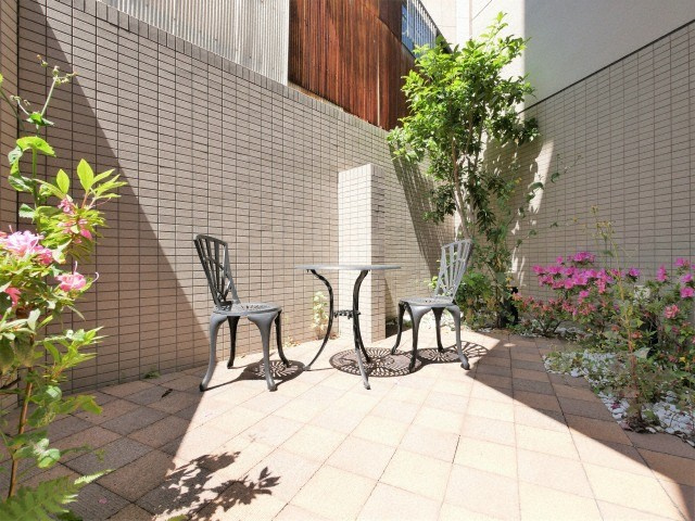 インプルーブ四天王寺のエントランス