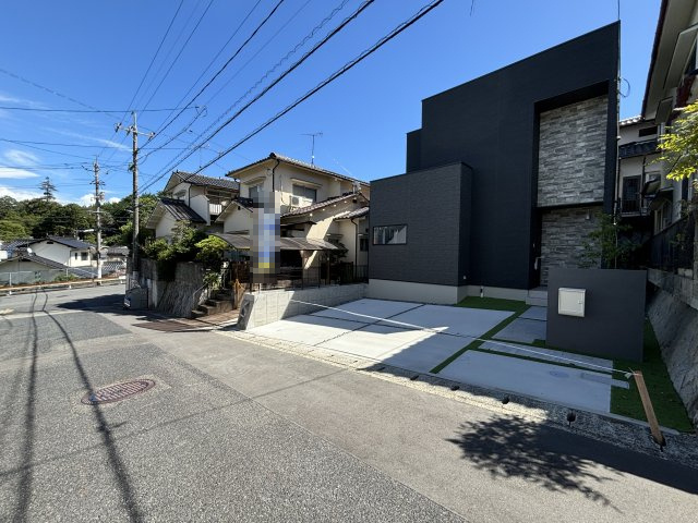 新築戸建　　高取南２丁目の前面道路含む現地写真