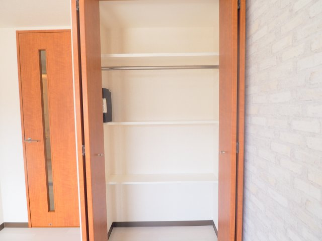 相栄商事ビルの収納