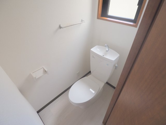 相栄商事ビルのトイレ