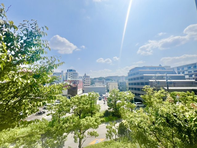 グランドメゾン星が丘山手の展望|2階ながら見晴らしの良いお部屋です！
