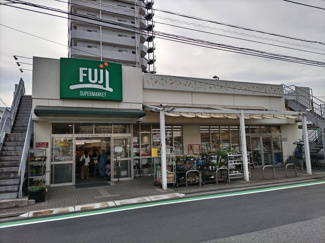 FUJI 北久里浜店まで650ｍ