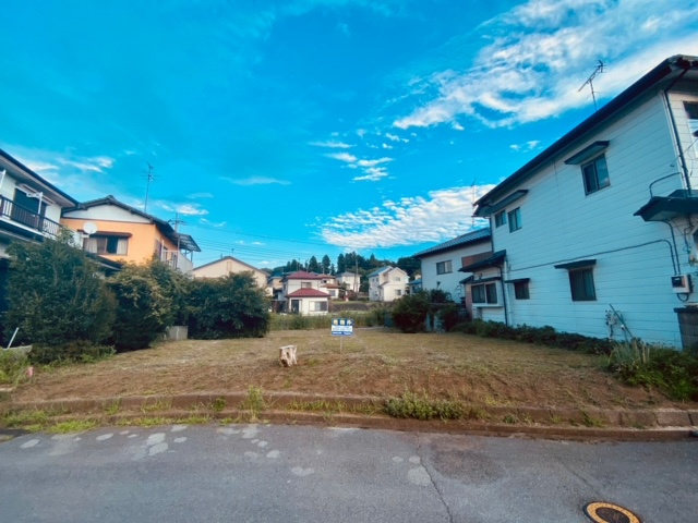 新中沢団地の売土地の外観