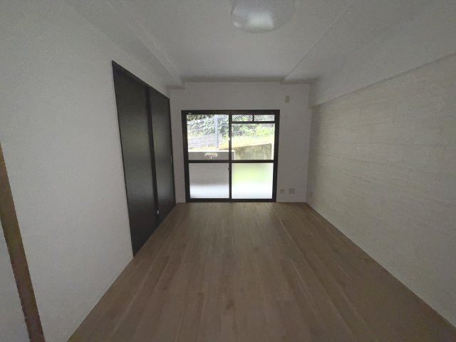 ライオンズマンション姫路西今宿の洋室