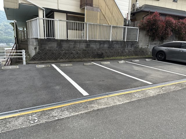 ライオンズマンション姫路西今宿の駐車場