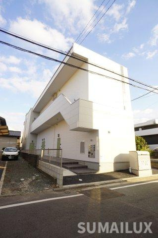 ADC熊本駅南モンツァの外観