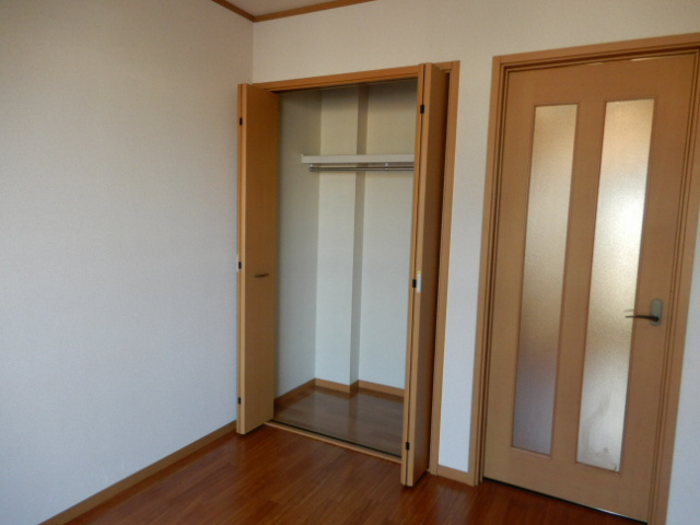 グローリー1番館の収納
