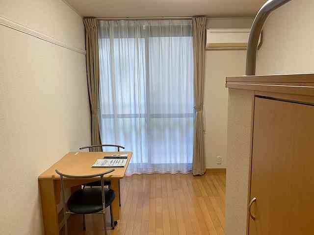 レオパレスパインフィールドの居間・リビング|設備・使用は号室により異なる為、現況を優先致します。