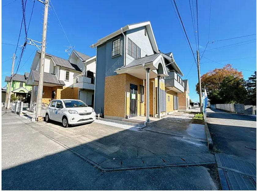 上里町忍保　中古1299の前面道路含む現地写真