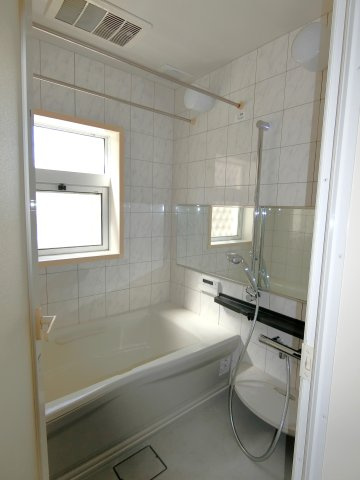一宮10103戸建の浴室