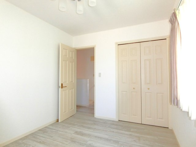 一宮10103戸建の洋室