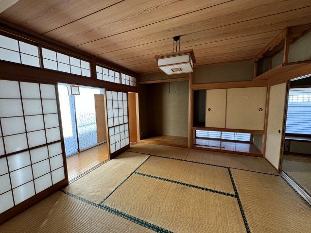 ‐三丁目不動産-　熊谷市石原の和室