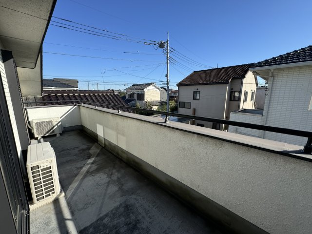 ‐三丁目不動産-　熊谷市石原のバルコニー