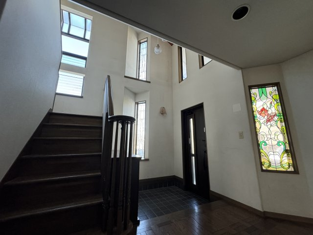 ‐三丁目不動産-　熊谷市石原の玄関