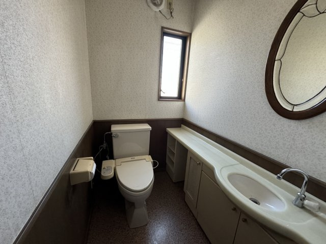 ‐三丁目不動産-　熊谷市石原のトイレ