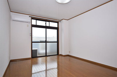 【洋室】 | サンヴィレッジ山城 | ※同タイプの室内写真です。