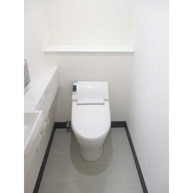 産和ビルのトイレ