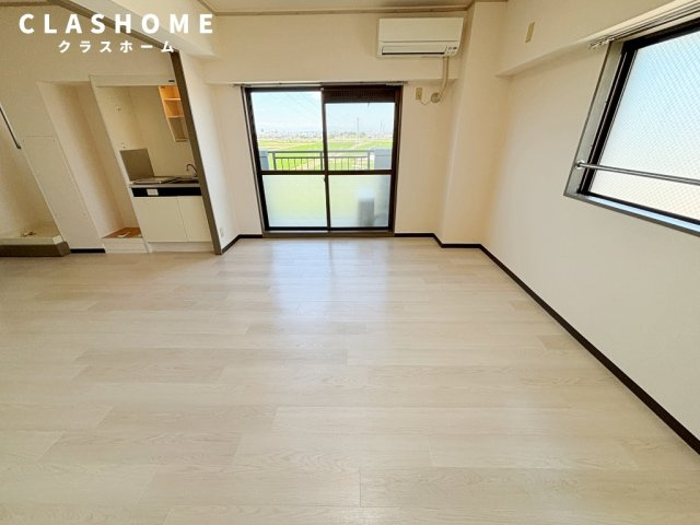 ライセル里　　刈谷市近郊の賃貸ならクラスホーム刈谷店の居間・リビング