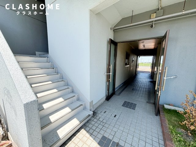 ライセル里　　刈谷市近郊の賃貸ならクラスホーム刈谷店のエントランス