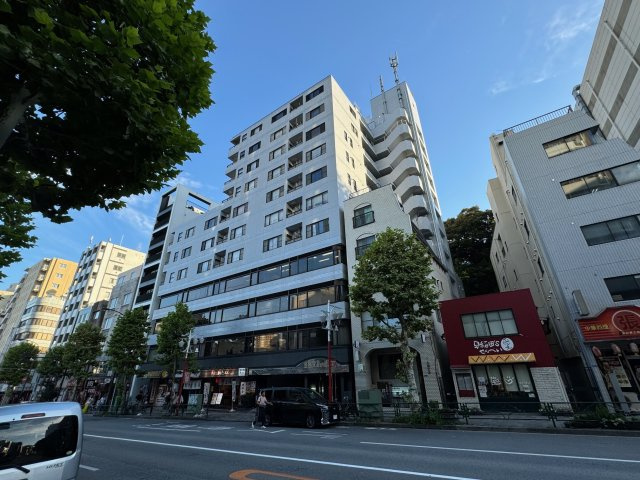 スカイエスタの外観