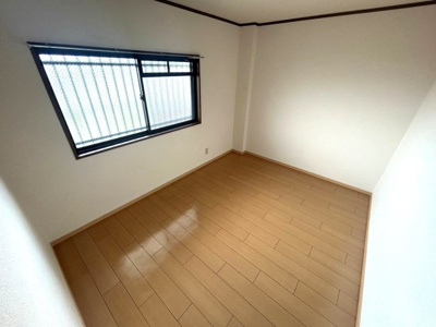 【洋室】 | シャングリラ滝谷