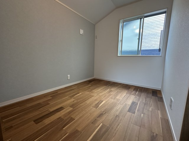 藤沢市本藤沢5丁目 戸建の洋室