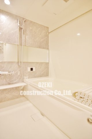 Dアヴァンスレイクタウンの浴室