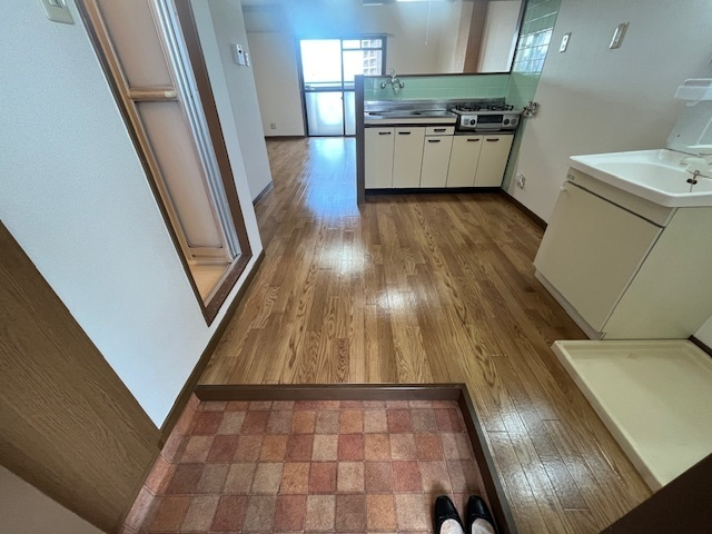 のばらビルの玄関|ゆったりとした玄関です